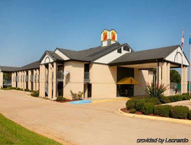Super 8 By Wyndham Ruston Motel Buitenkant foto