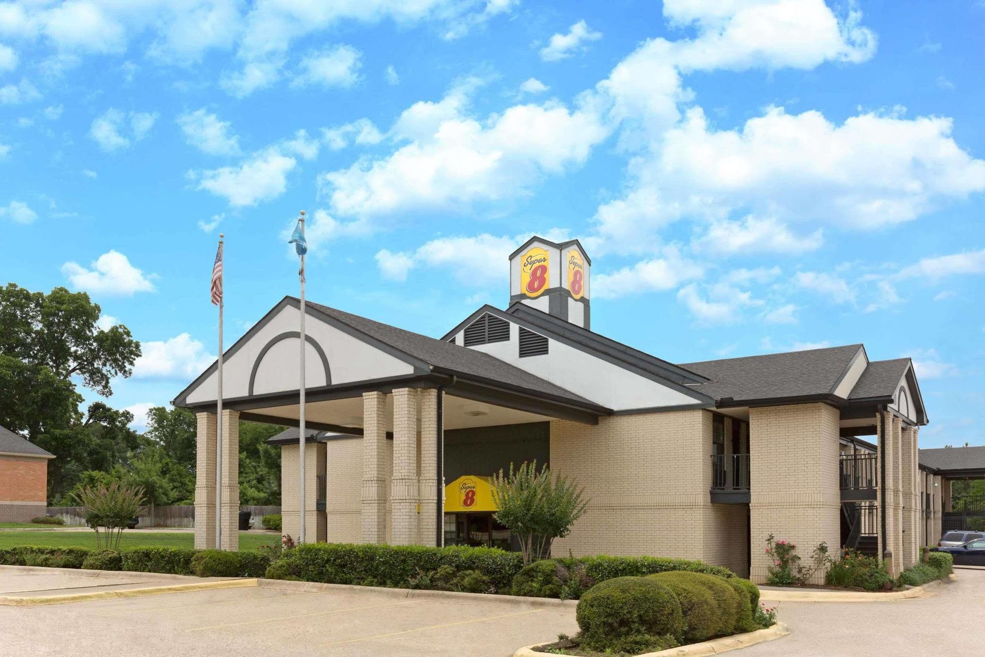 Super 8 By Wyndham Ruston Motel Buitenkant foto